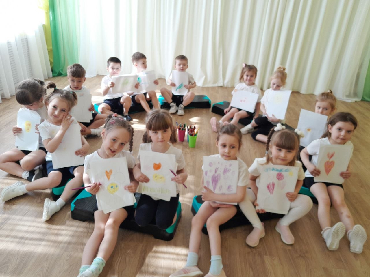 С 13 по 17 апреля 2026 в МБДОУ - детский сад присмотра и оздоровления № 32 "Сказка"  прошла традиционная весенняя Неделя психологии во всех возрастных группах..